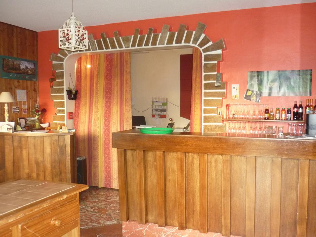 Hotel Restaurant La Chaumiere Du Lac Clairvaux-les-Lacs Buitenkant foto