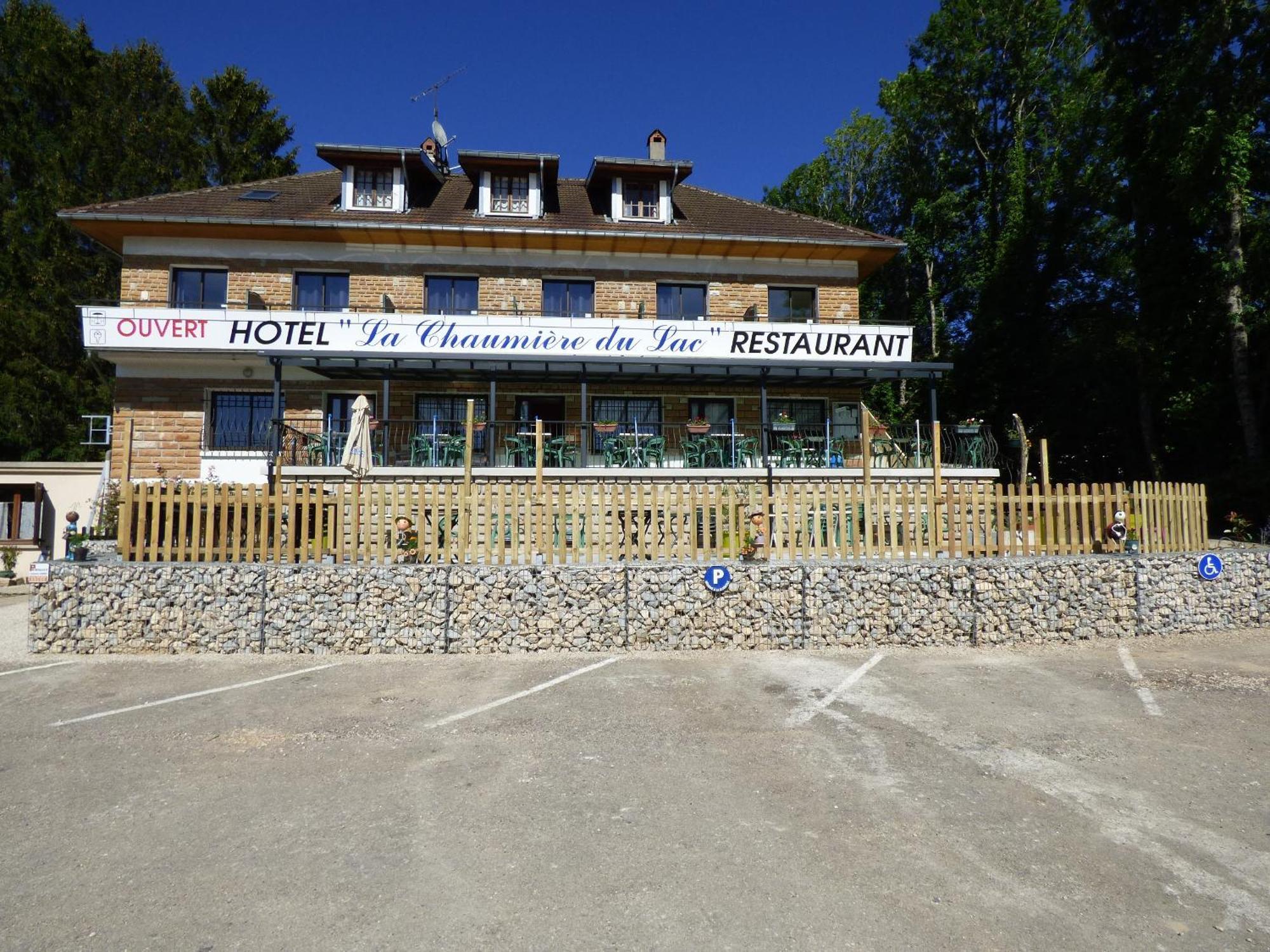 Hotel Restaurant La Chaumiere Du Lac Clairvaux-les-Lacs Buitenkant foto