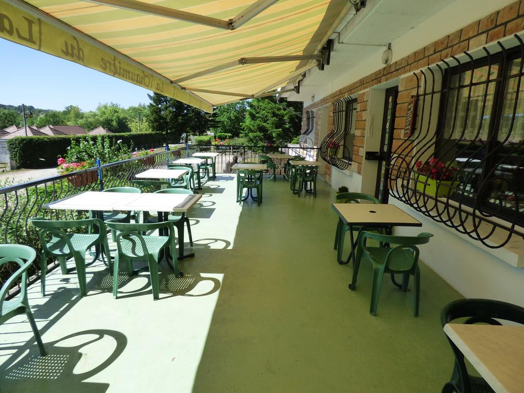 Hotel Restaurant La Chaumiere Du Lac Clairvaux-les-Lacs Buitenkant foto